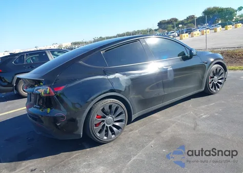 2022 Tesla Model Y Performance Dual Motor All-Wheel Drive z USA, uszkodzony, nr VIN 7SAYGDEFXNF406401